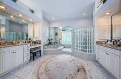 Home For Sale in Pinellas Park, Florida