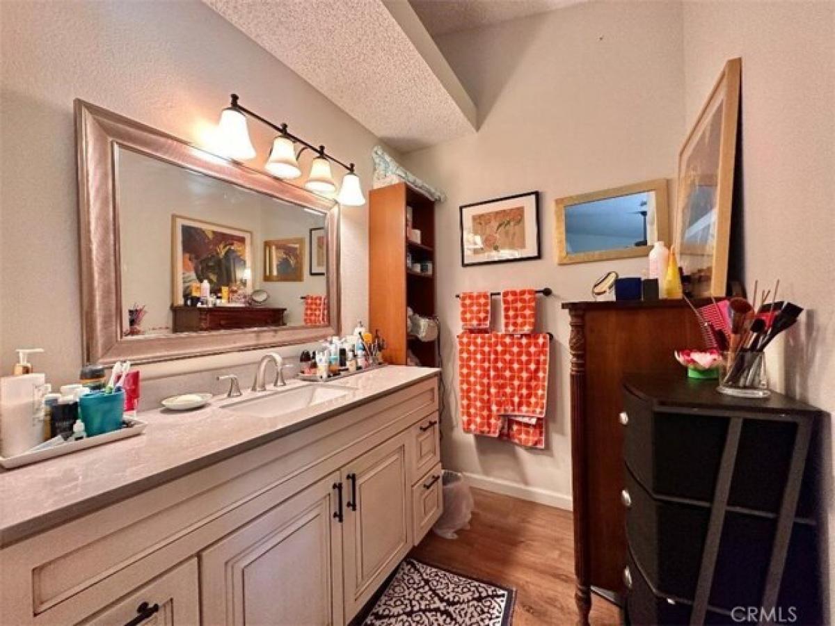 Picture of Home For Sale in Cathedral City, California, United States