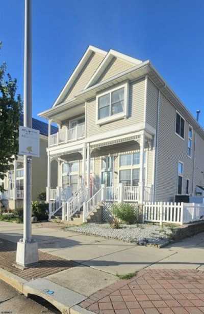 Home For Sale in Atlantic City, New Jersey