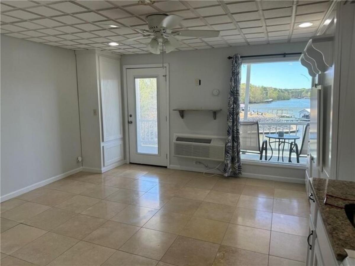 Picture of Home For Sale in Centre, Alabama, United States