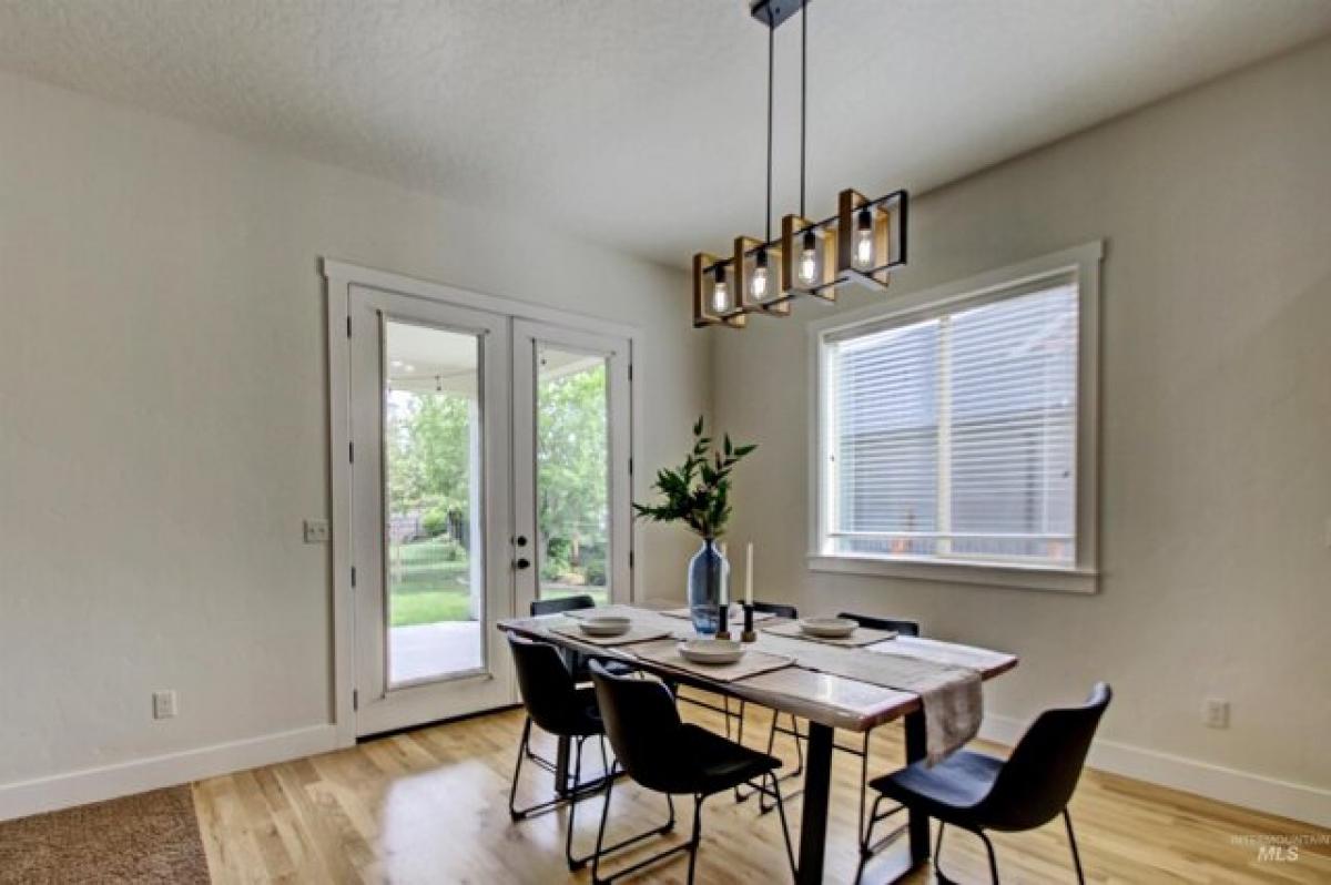 Picture of Home For Sale in Eagle, Idaho, United States