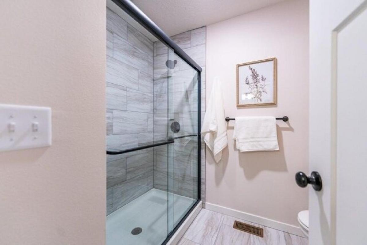 Picture of Home For Sale in Nixa, Missouri, United States