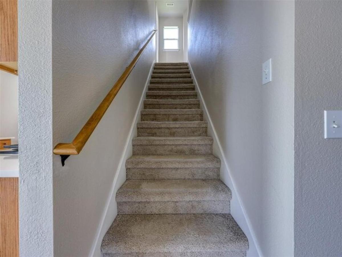 Picture of Home For Sale in Hutto, Texas, United States