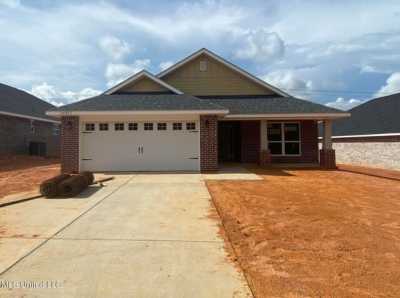 Home For Sale in Gulfport, Mississippi