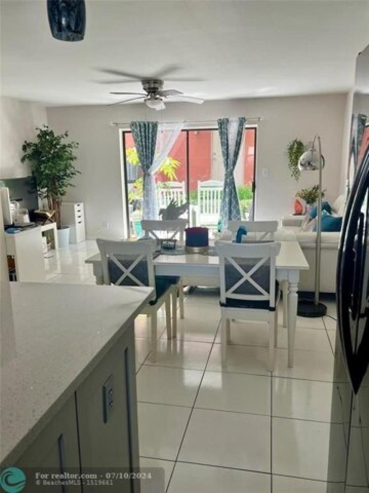 Picture of Home For Sale in Lighthouse Point, Florida, United States