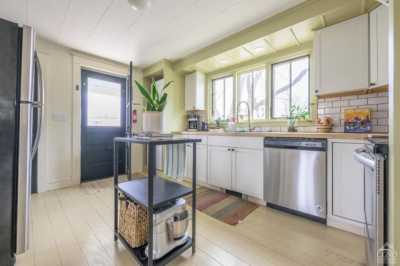 Apartment For Rent in 