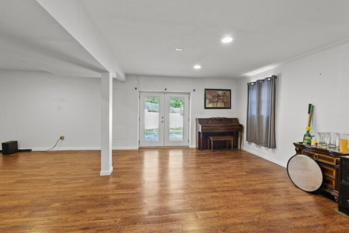 Picture of Home For Sale in Berea, Kentucky, United States