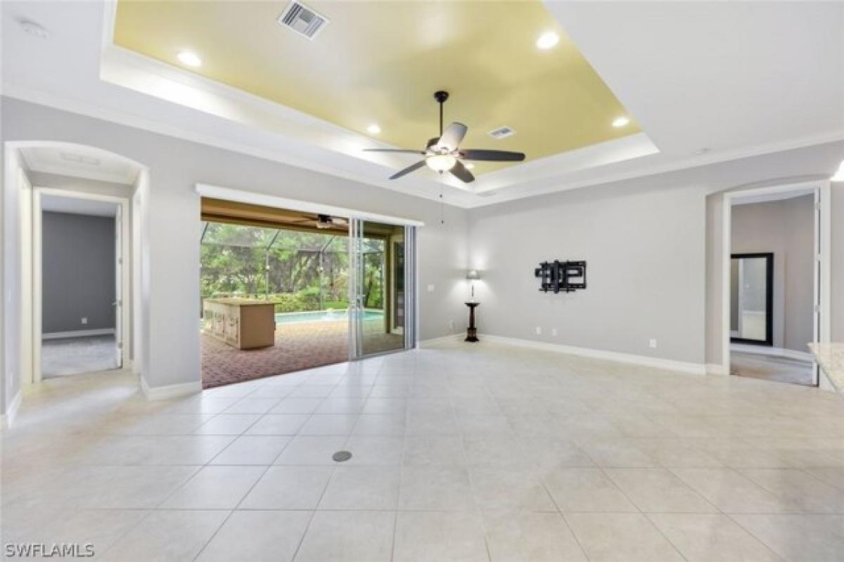 Picture of Home For Sale in North Fort Myers, Florida, United States