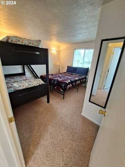 Home For Sale in Florence, Oregon