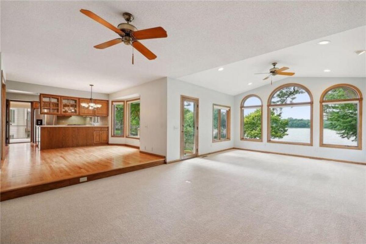 Picture of Home For Sale in Plymouth, Minnesota, United States