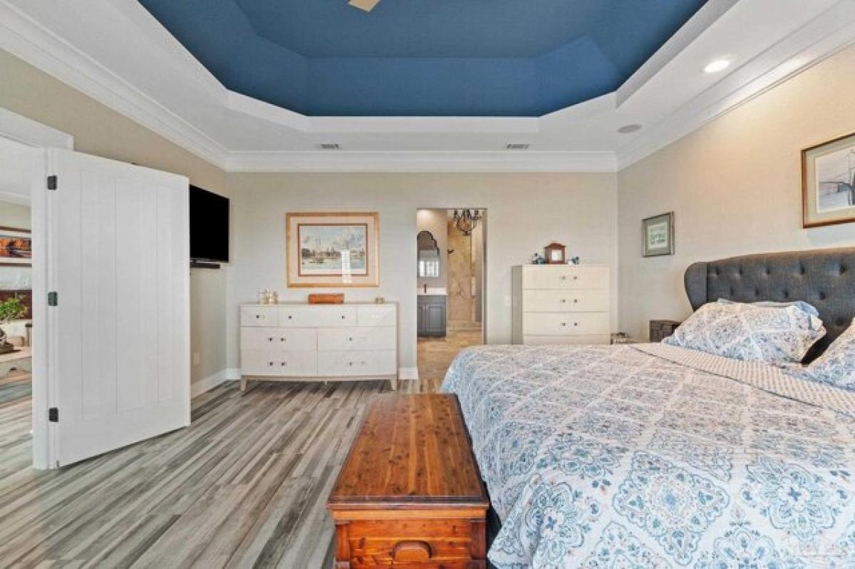 Picture of Home For Sale in Navarre, Florida, United States