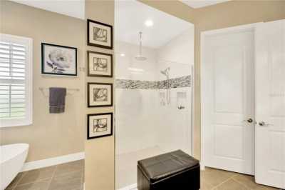 Home For Sale in Apollo Beach, Florida