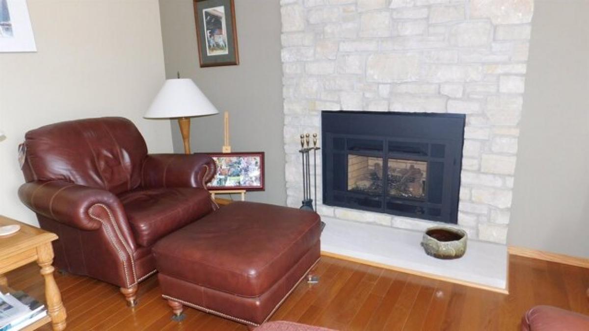 Picture of Home For Sale in Freeport, Illinois, United States