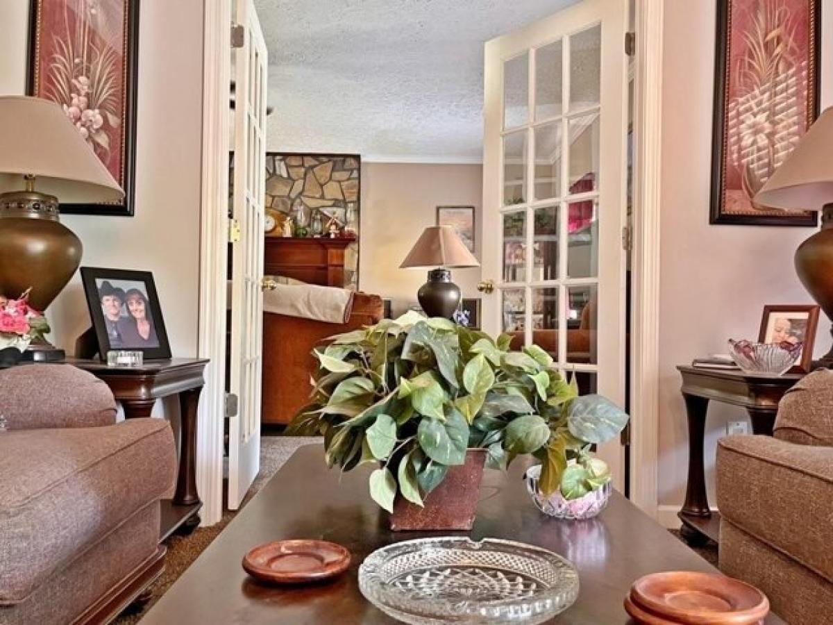 Picture of Home For Sale in Austell, Georgia, United States