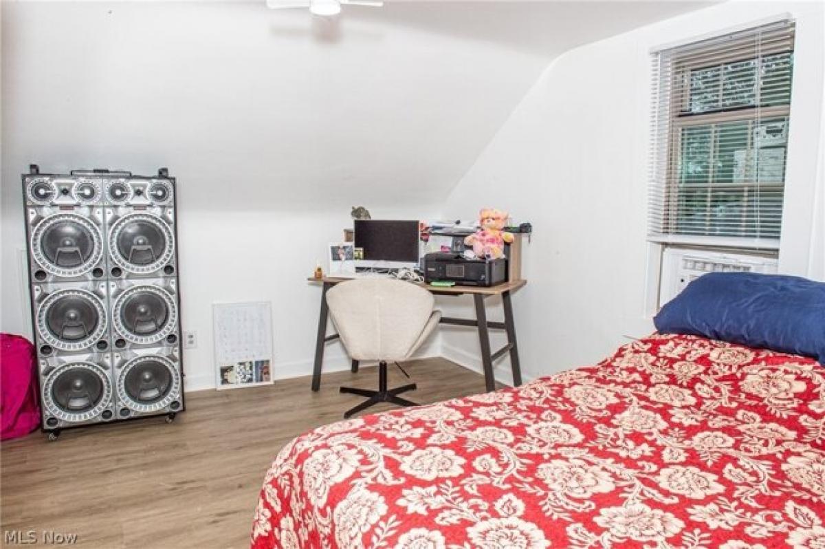 Picture of Home For Sale in Youngstown, Ohio, United States