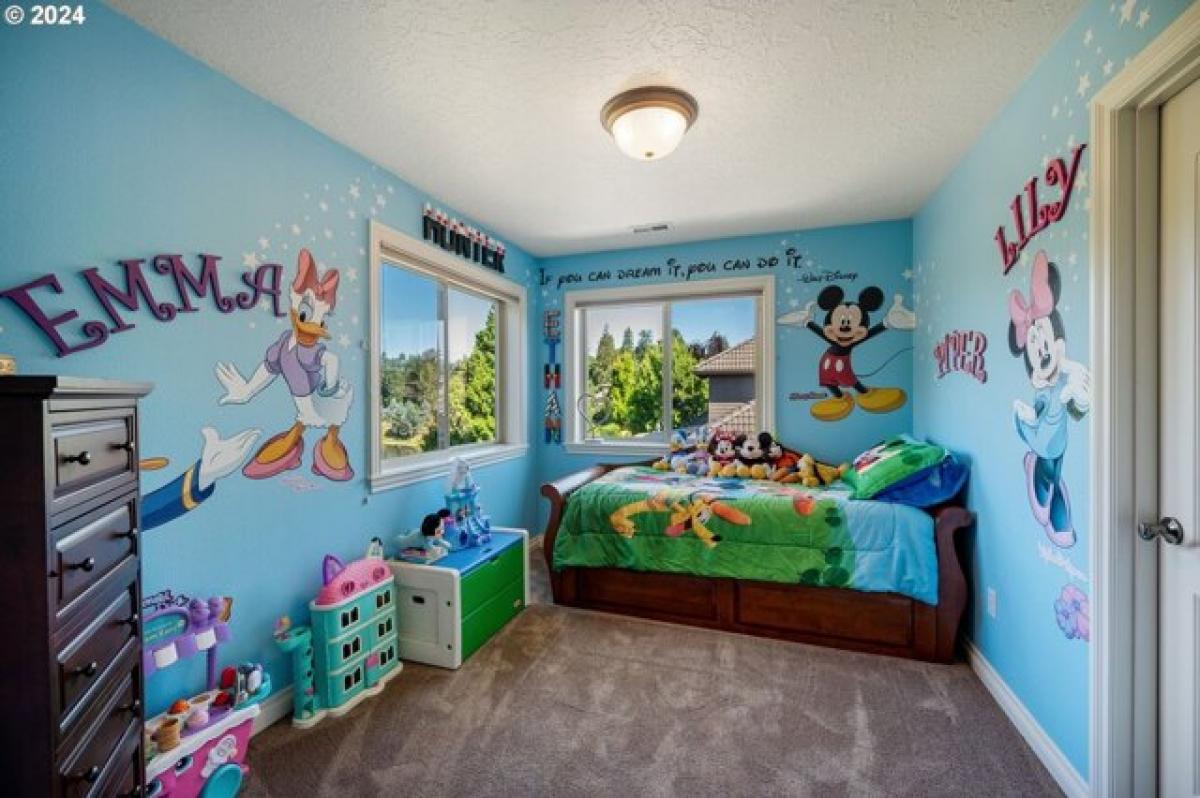 Picture of Home For Sale in Gresham, Oregon, United States