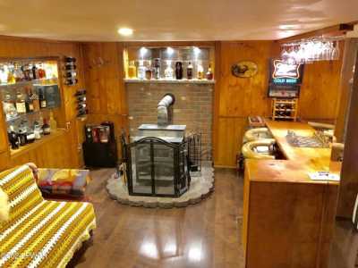 Home For Sale in Dingmans Ferry, Pennsylvania