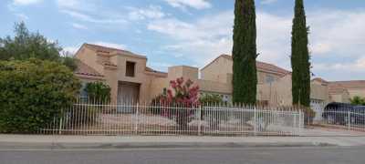 Home For Sale in Palmdale, California