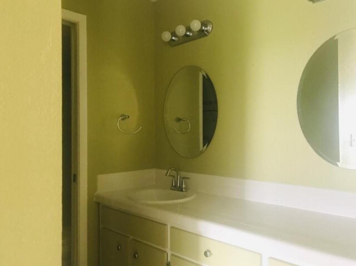 Picture of Home For Sale in Merritt Island, Florida, United States