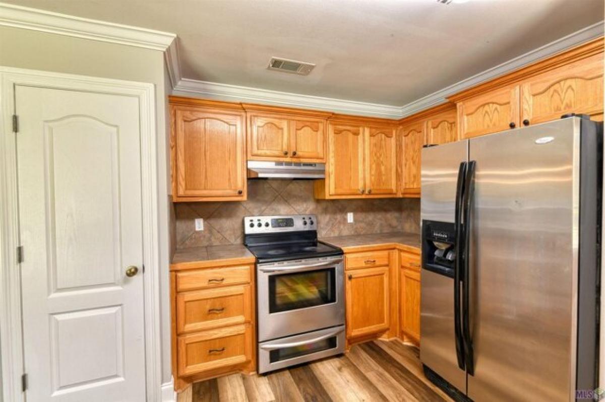 Picture of Home For Sale in Denham Springs, Louisiana, United States