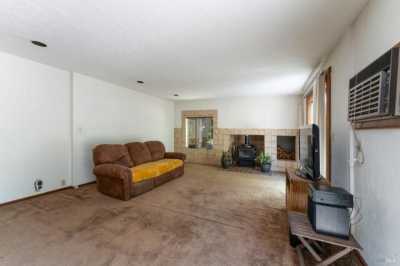 Home For Sale in Ukiah, California