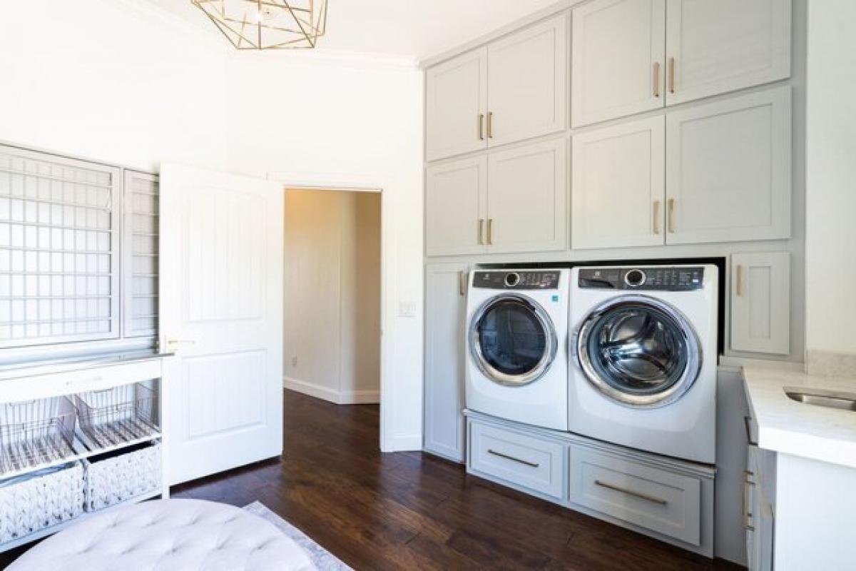 Picture of Home For Sale in Norman, Oklahoma, United States