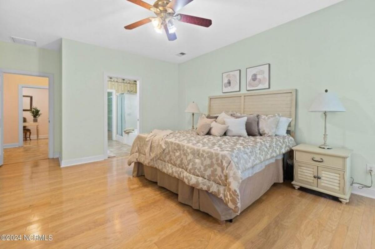 Picture of Home For Sale in Sunset Beach, North Carolina, United States