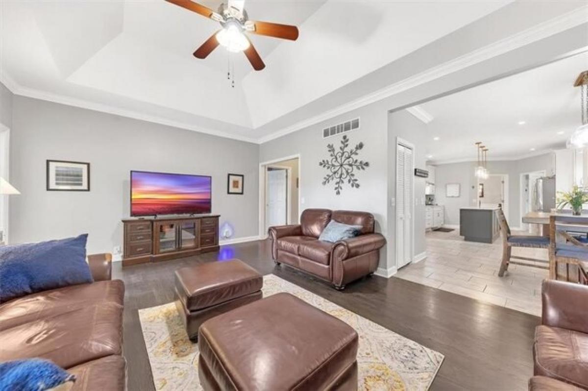 Picture of Home For Sale in Kennesaw, Georgia, United States