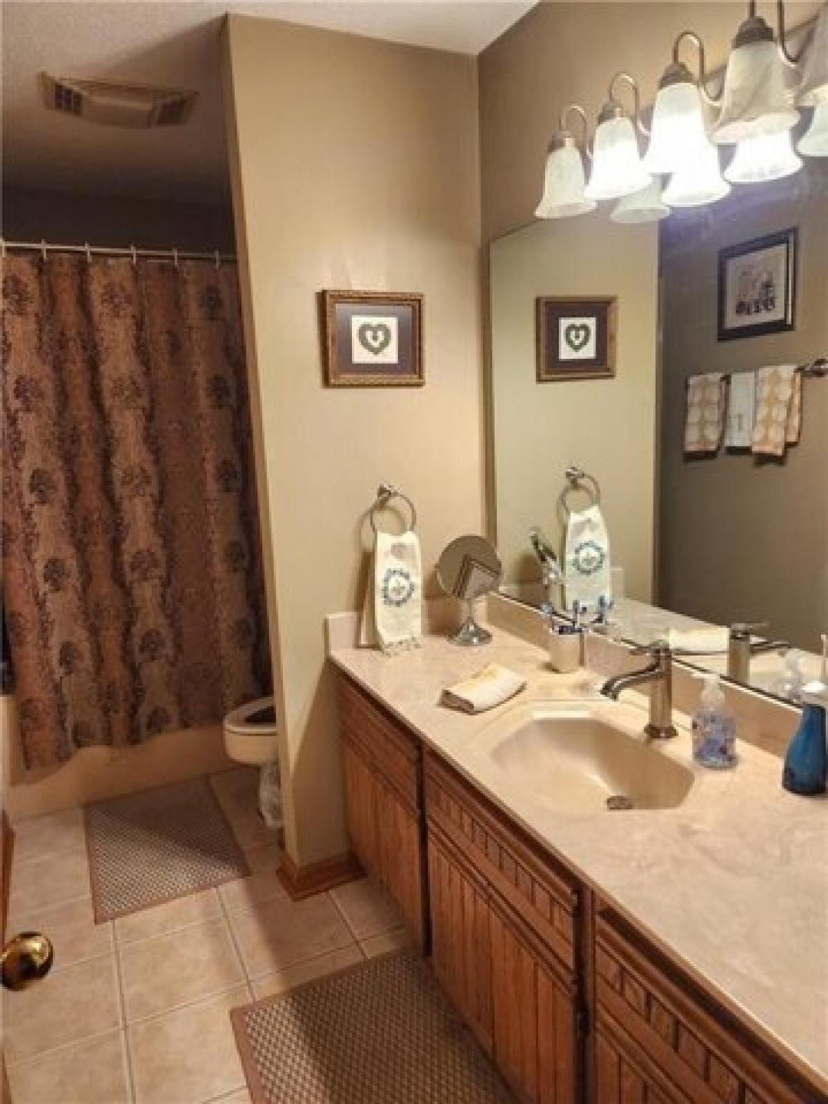 Picture of Home For Sale in Mandeville, Louisiana, United States