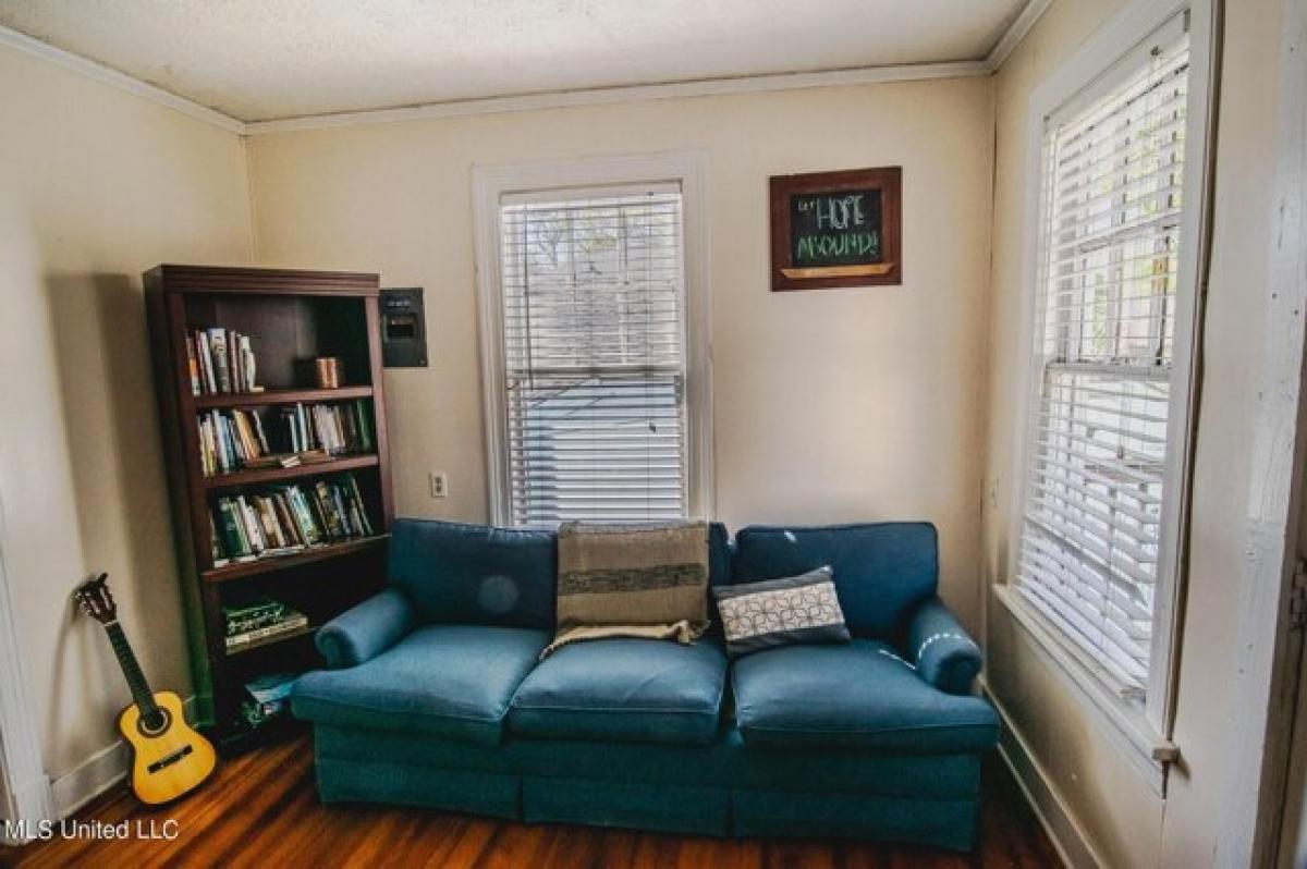 Picture of Home For Sale in Jackson, Mississippi, United States