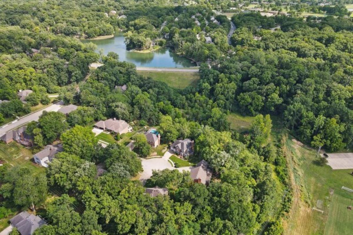 Picture of Home For Sale in Columbia, Missouri, United States