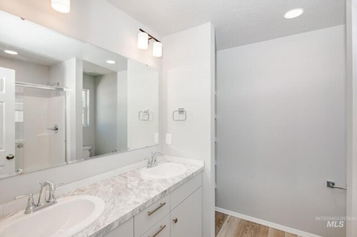 Picture of Home For Sale in Caldwell, Idaho, United States