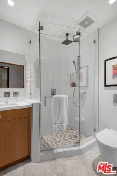 Home For Sale in Culver City, California