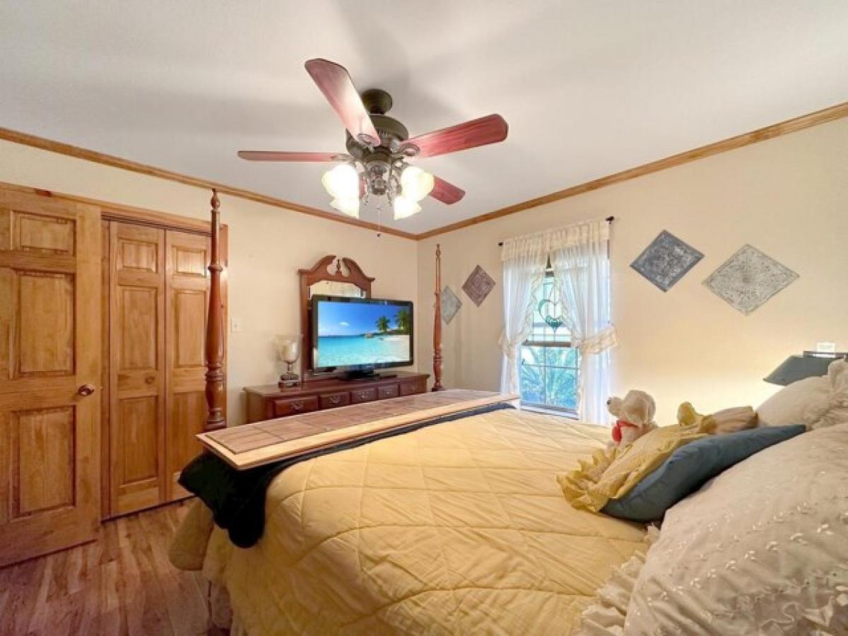 Picture of Home For Sale in Orange, Texas, United States