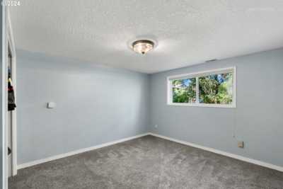 Home For Sale in Newberg, Oregon