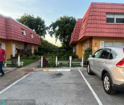 Home For Sale in Lauderhill, Florida