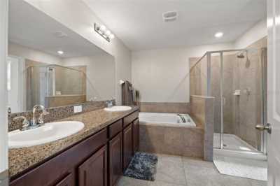 Home For Sale in Land O Lakes, Florida