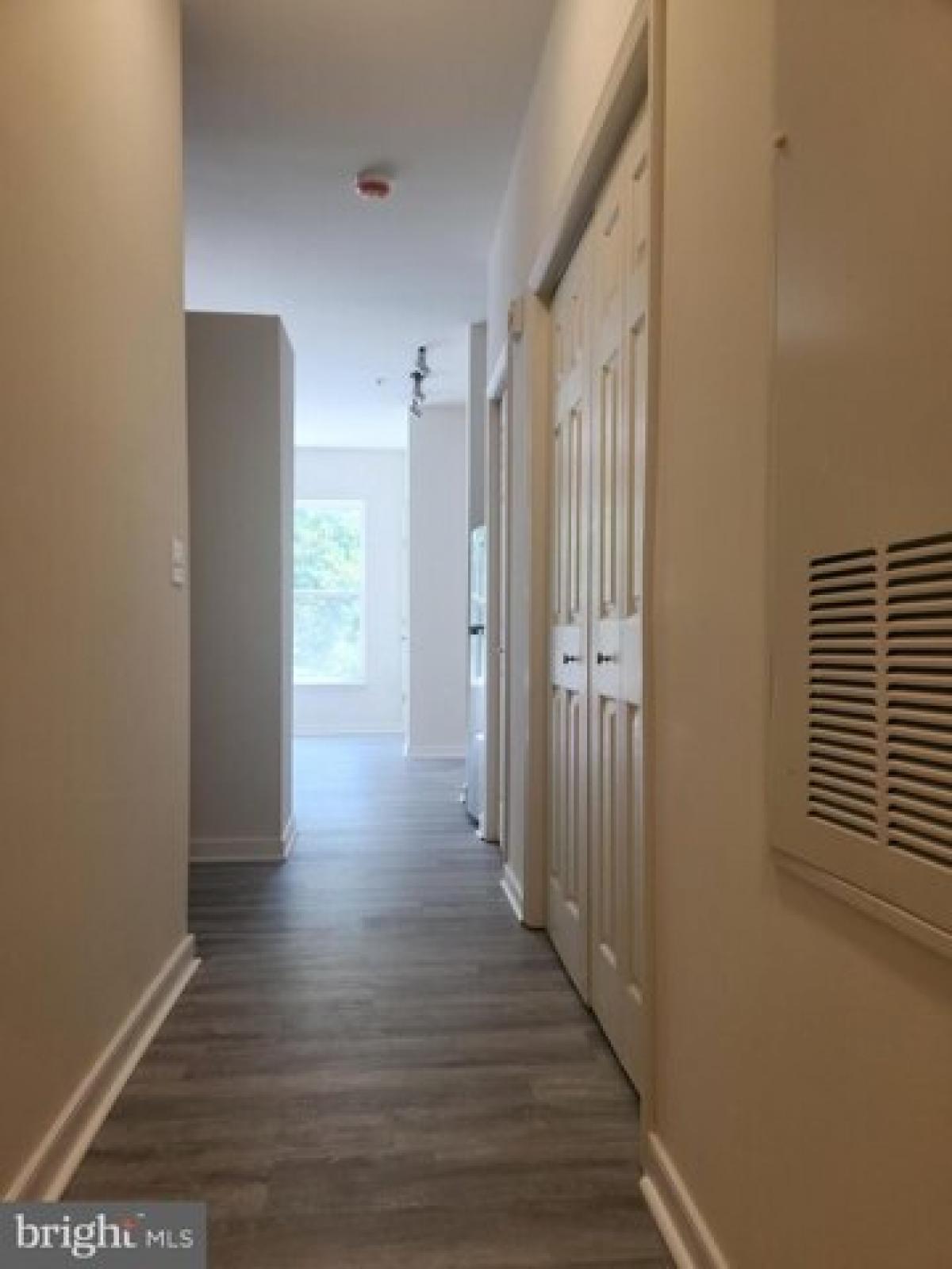 Picture of Home For Sale in Silver Spring, Maryland, United States