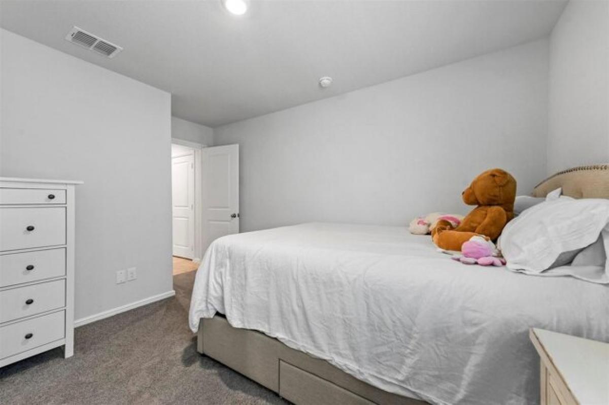 Picture of Home For Sale in Denton, Texas, United States