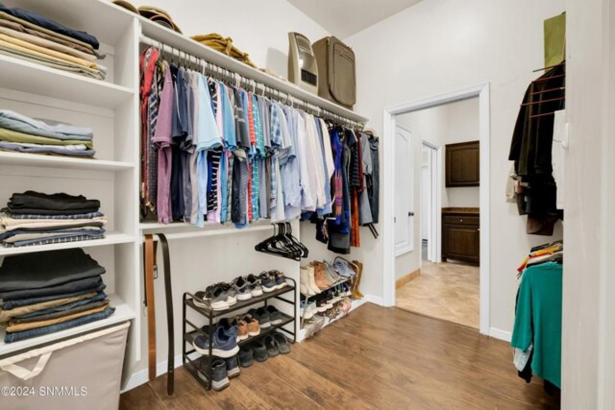 Picture of Home For Sale in Las Cruces, New Mexico, United States