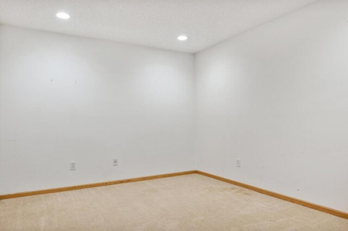 Picture of Home For Sale in Hugo, Minnesota, United States