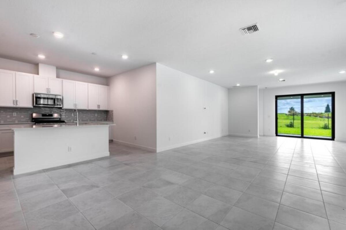 Picture of Home For Sale in Loxahatchee, Florida, United States