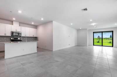 Home For Sale in Loxahatchee, Florida