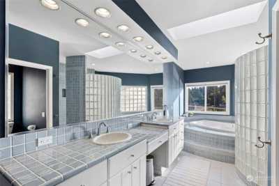 Home For Sale in Gig Harbor, Washington