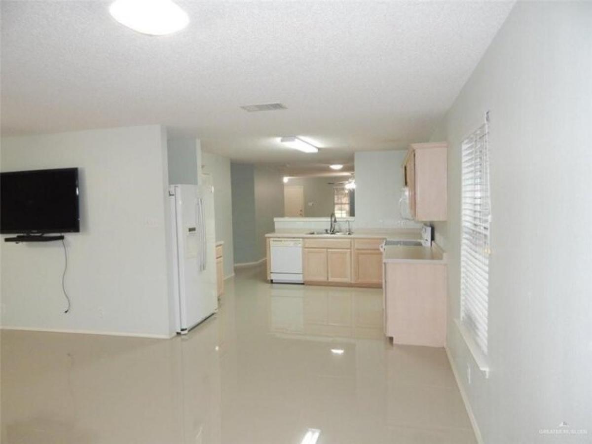 Picture of Home For Sale in McAllen, Texas, United States