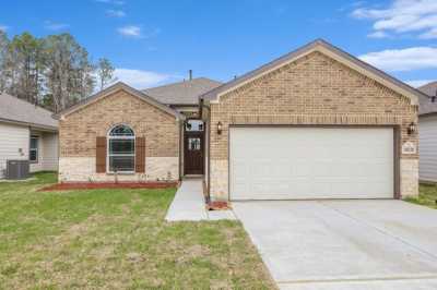 Home For Sale in Cleveland, Texas