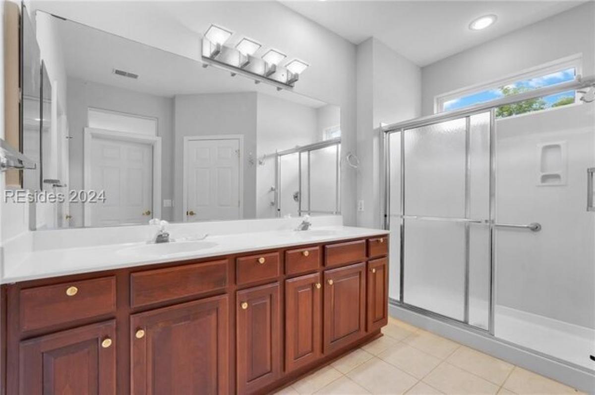 Picture of Home For Sale in Bluffton, South Carolina, United States