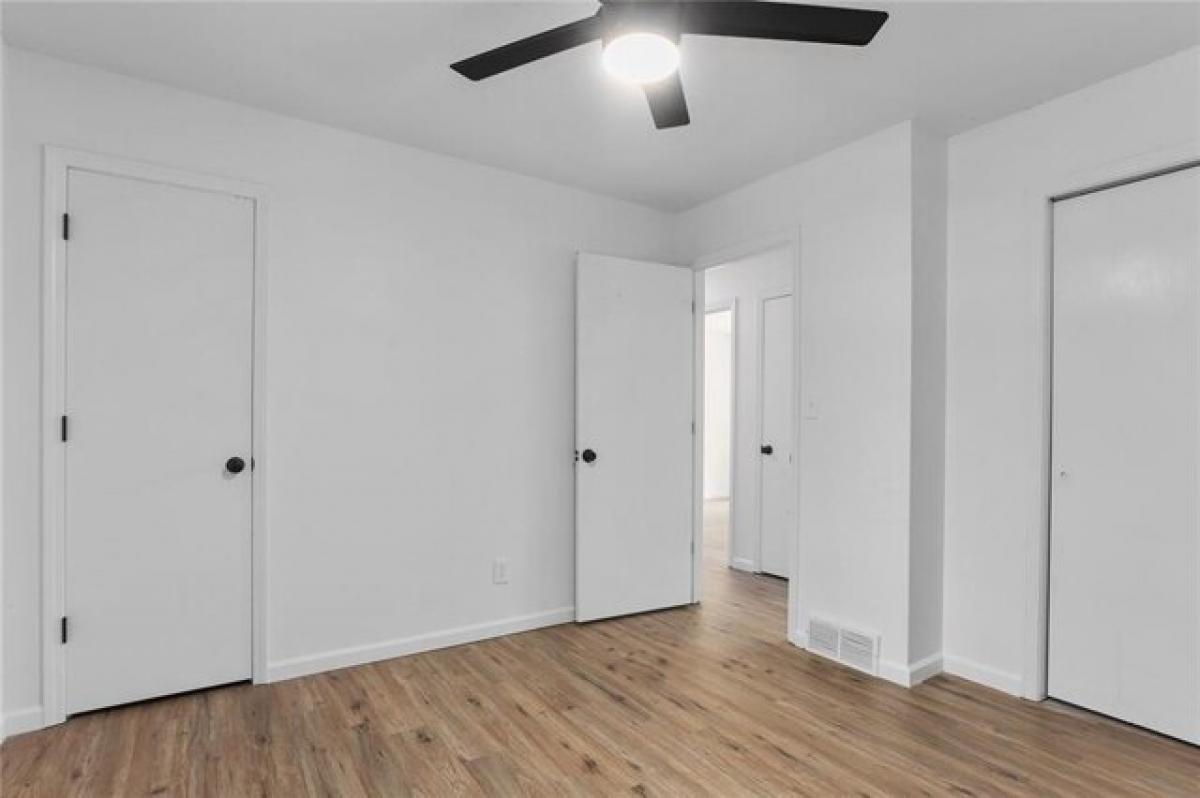 Picture of Home For Sale in Leavenworth, Kansas, United States