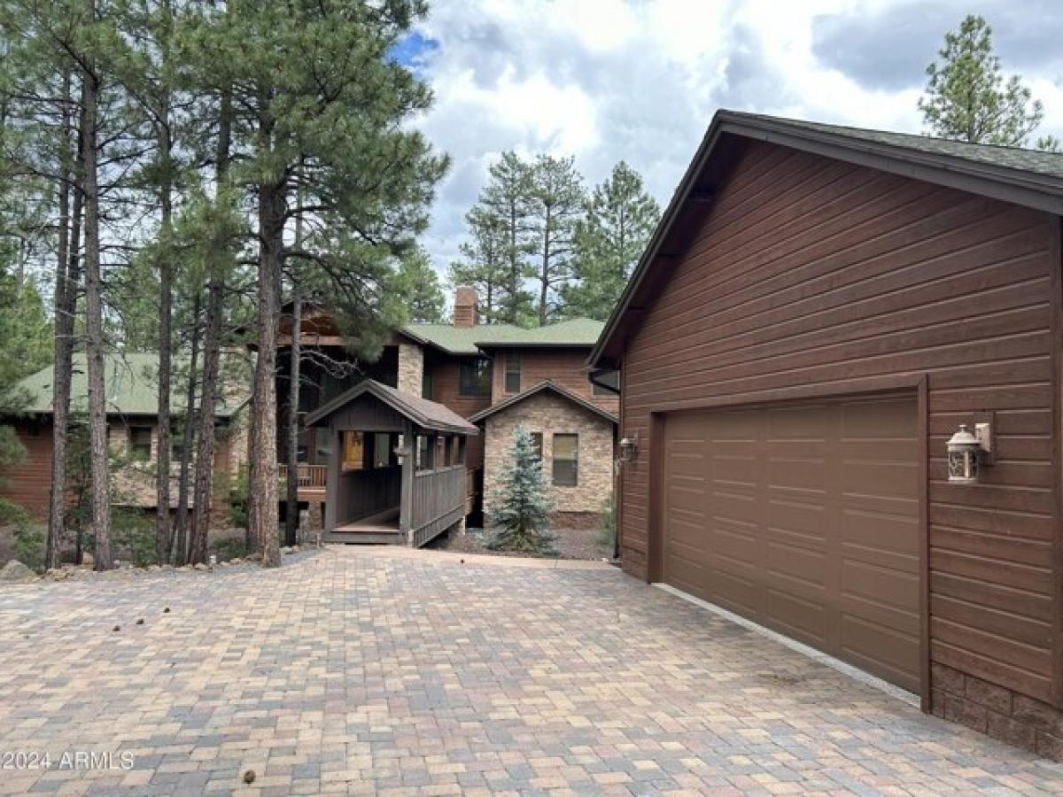 Picture of Home For Sale in Show Low, Arizona, United States