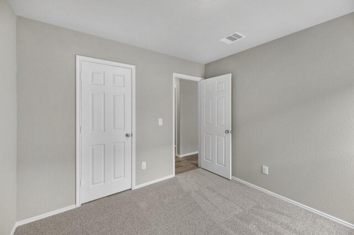 Picture of Home For Sale in Magnolia, Texas, United States